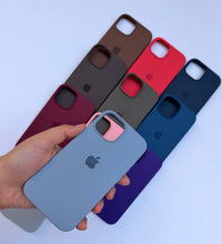 Silicon Case iPhone 15