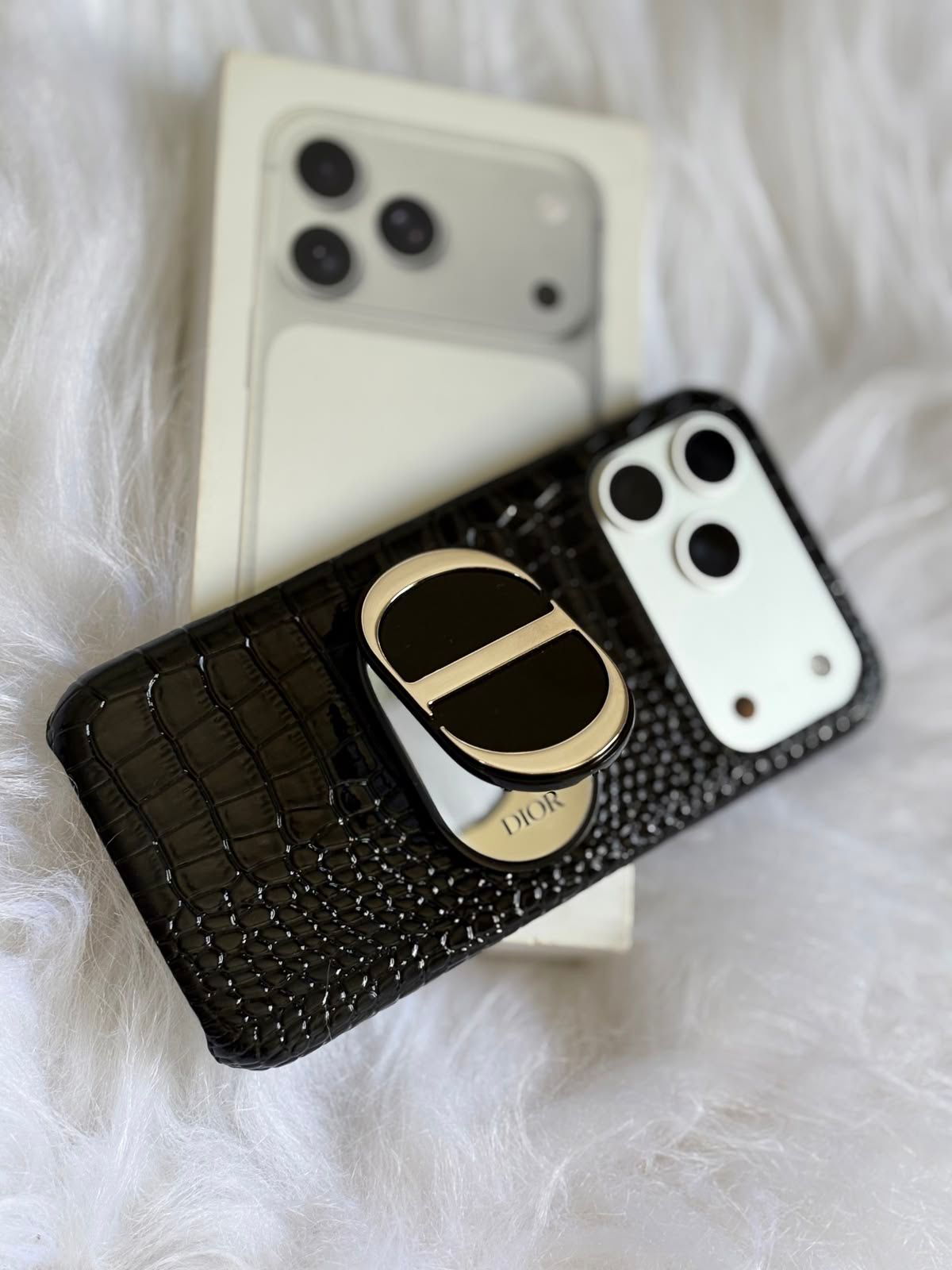 Leather Shine Snake Case