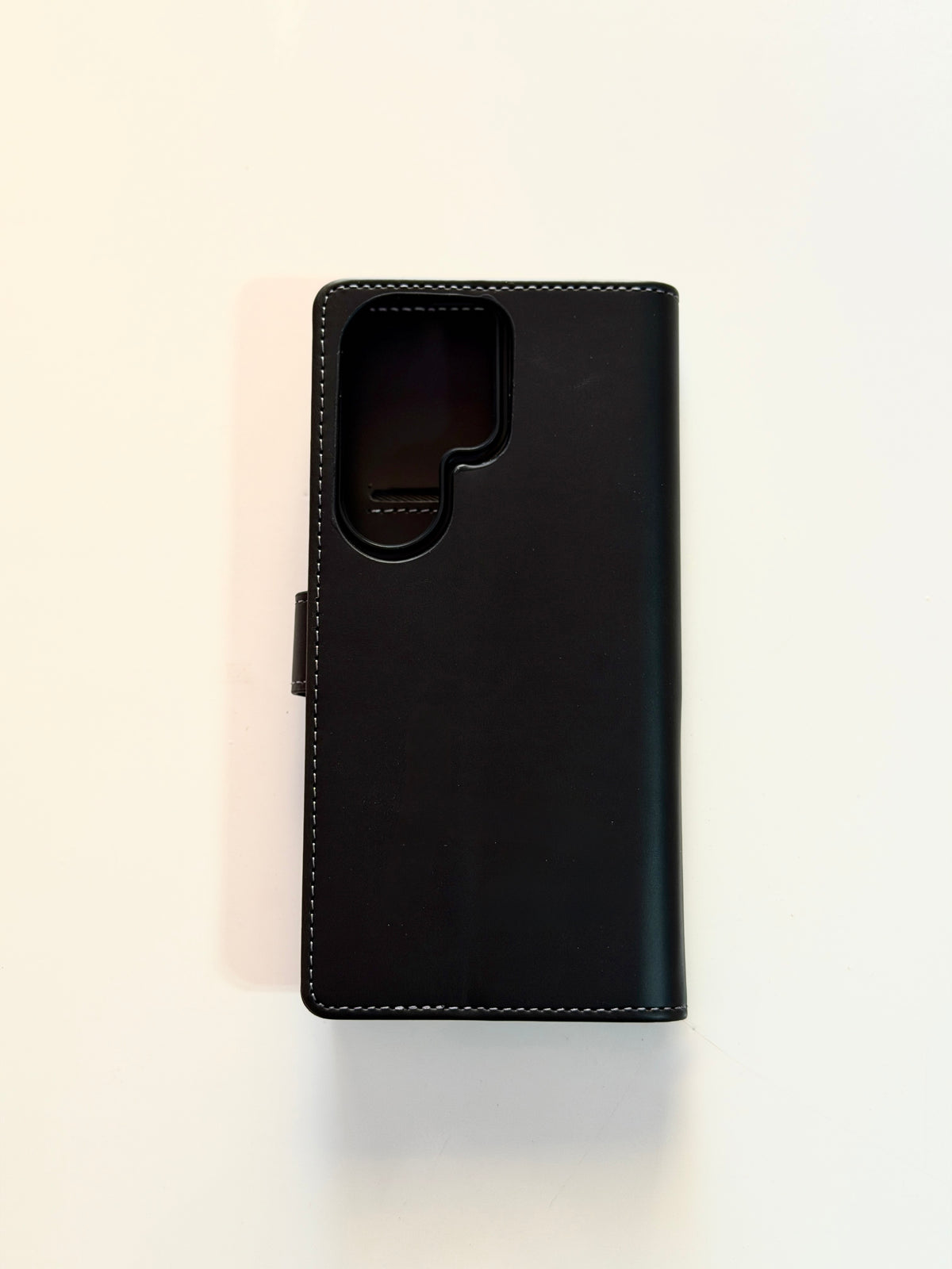 Puloka 2 in 1 Detachable Wallet Case