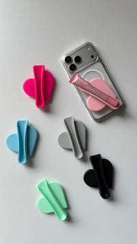 3D Heart-Shaped Phone Grip Holder