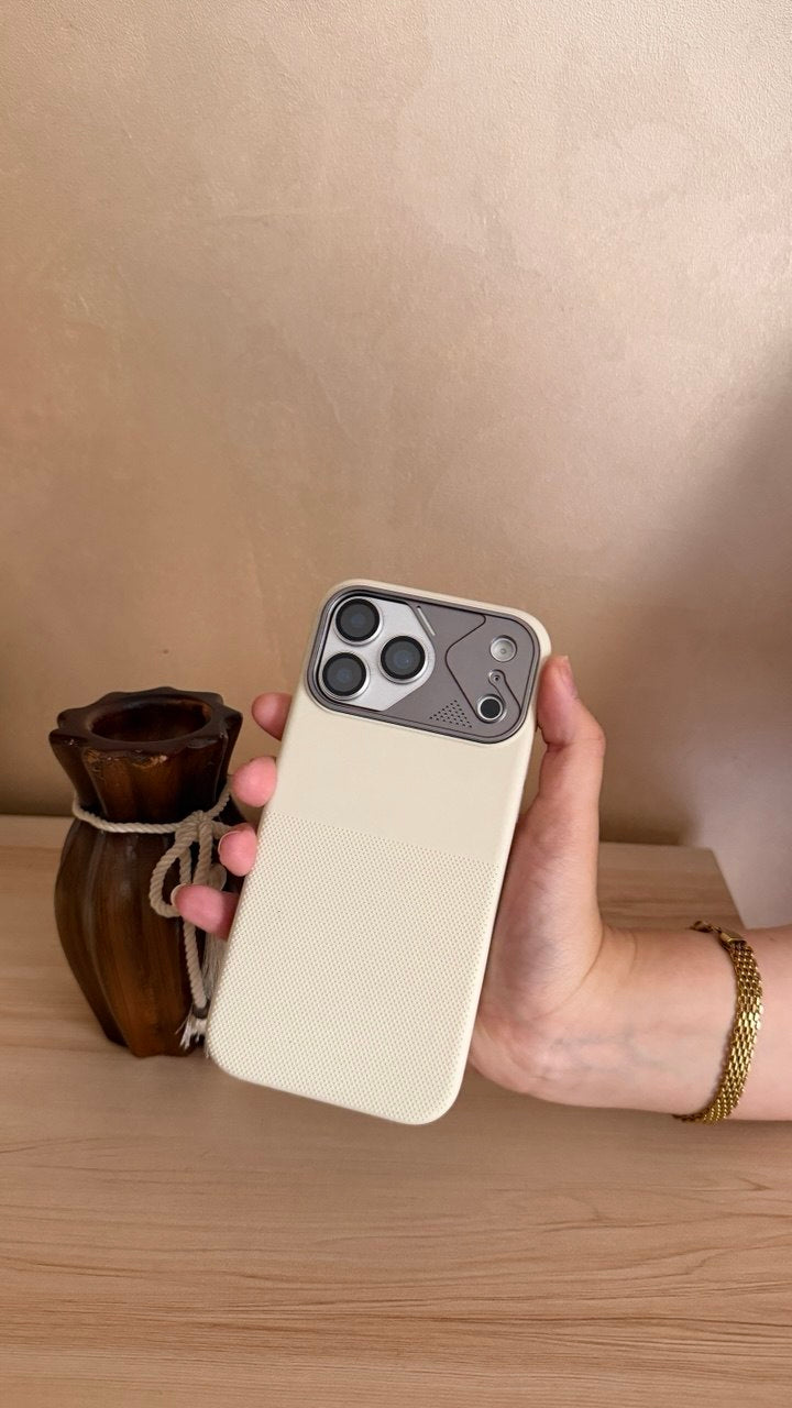 Bigc Silicone Dots MagSafe Phone Case