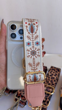 Cross body chain