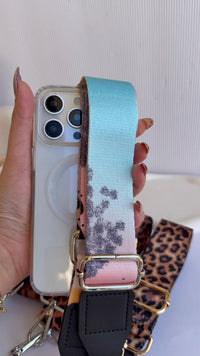 Cross body chain