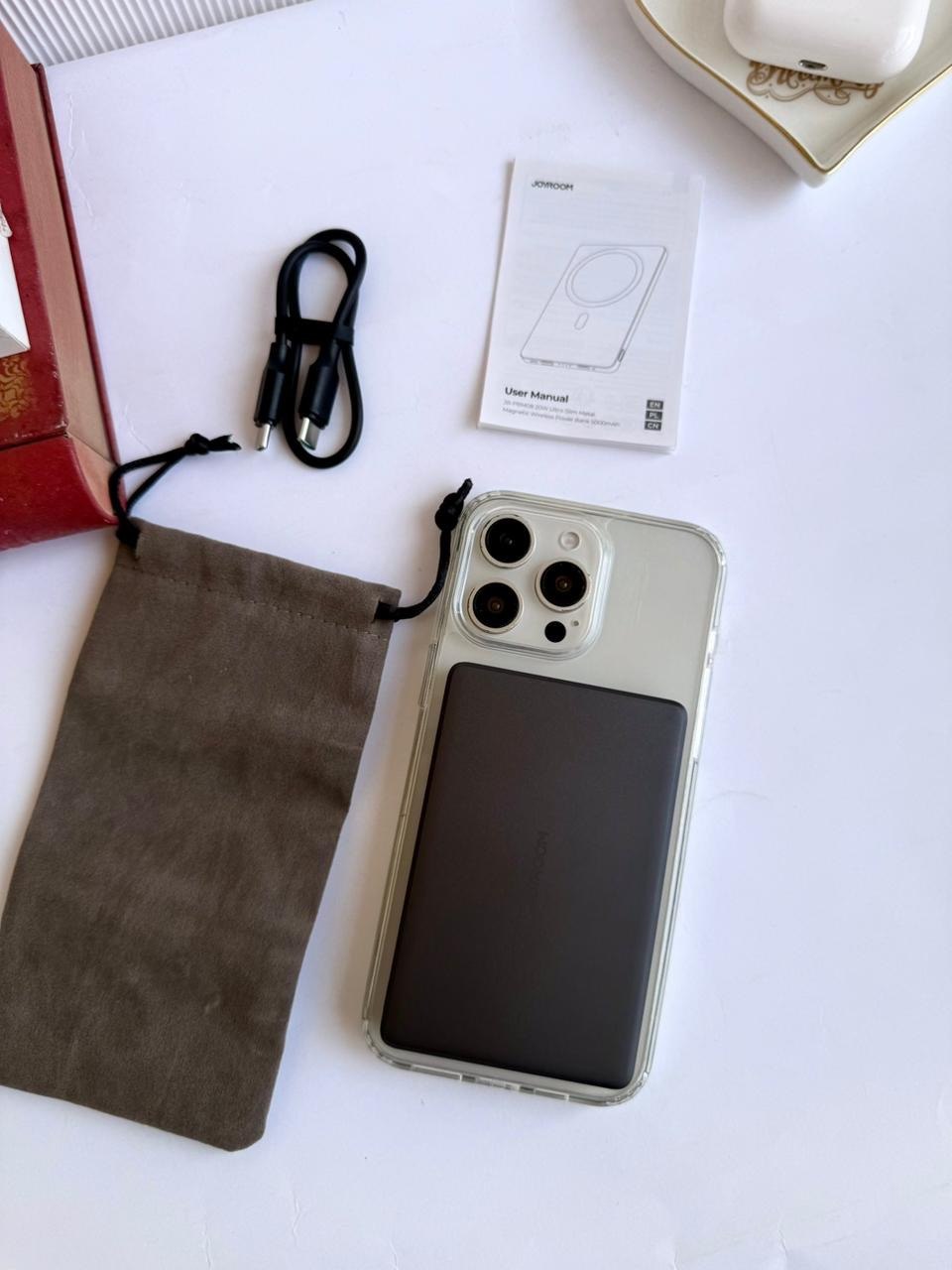 JOYROOM Ultra-Slim Metal Magnetic Wireless