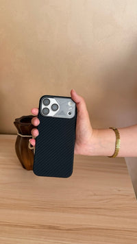 Bigc Silicone Dots MagSafe Phone Case