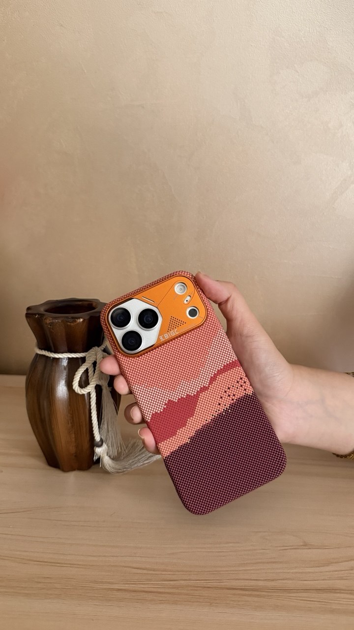 Bigc Carbon Case with Camera Frame