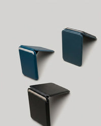 Leather Wallet Stand